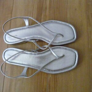 VINCE DEANA GOLD/CHAMPAGNE LEATHER CONTEMPORARY STRAPY SANDALS SIZE 11 NEW